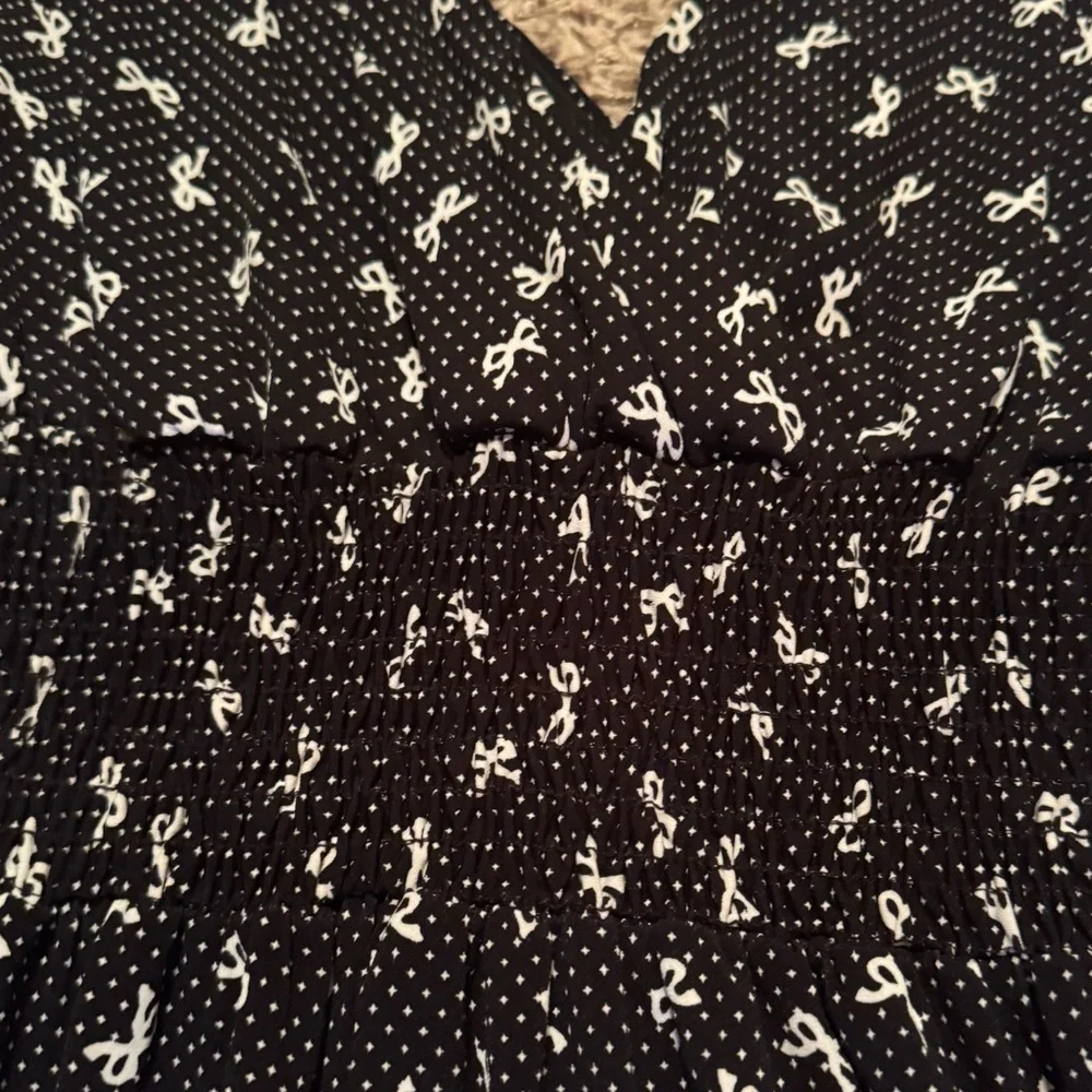 Maurices Sz XL Black and White Bow Patterned Midi Dress w/ elastic waist - Picture 4 of 7